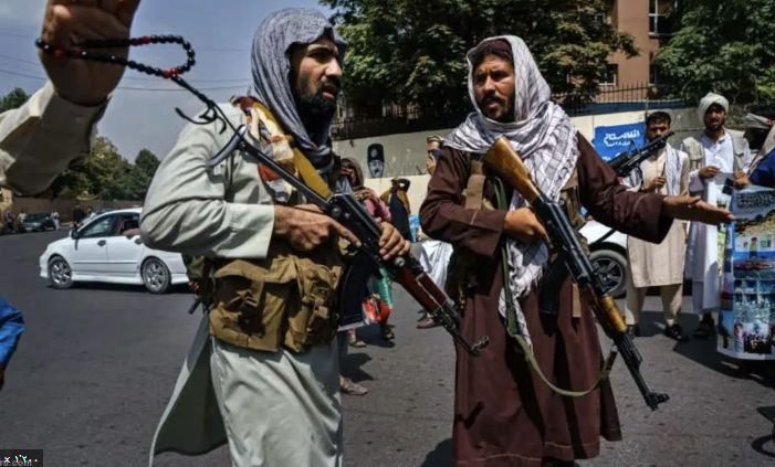 قامت حركة طالبان بجلد امرأة وسبعة رجال في كابل