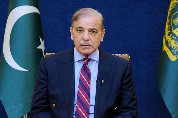 شهباز شریف: د افغانستان طالبان له ټيټيپي سره نږدې اړیکې لري او اسانتیاوې ورکوي