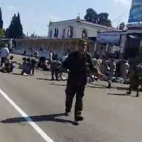 حمله هواپیمای بدون سرنشین در سوریه دستکم ۱۰۰ کشته و دهها زخمی برجا گذاشت