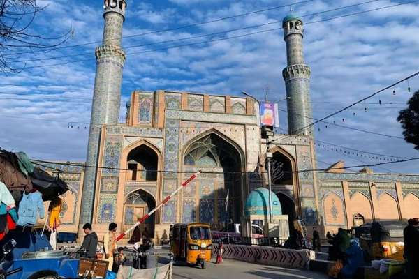 Taliban Ban Women From Mosques In Kandahar & Herat During Ramadan Prayers
