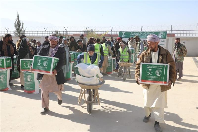بنیاد ملک سلمان به بازگشت‌کنندگان در سمنگان مواد غذایی کمک کرد
