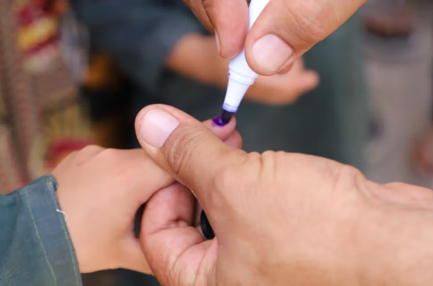 انطلاق جولة جديدة من حملة تطعيم شلل الأطفال في أفغانستان