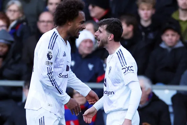 منچستر یونایتد با پیروزی در زمین کریستال پالاس به رده ششم لیگ برتر رسید