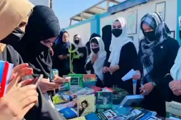 ملګري ملتونه: که نړۍ د افغان ښځو تر څنګ ودرېږي نو بدلون ممکن دی