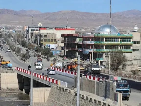 طالبان دو نفر را در پکتیا در پیش چشم مردم شلاق زدند