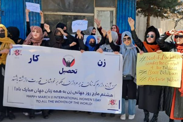 Afghan Women Hold Protest in Kabul Against Taliban’s Restrictions