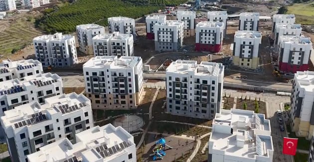 ترکیه بیش از ۱۰ هزار خانه به ساکنان یک شهر آسیب‌دیده از زمین‌لرزه ۲۰۲۳ تحویل داد