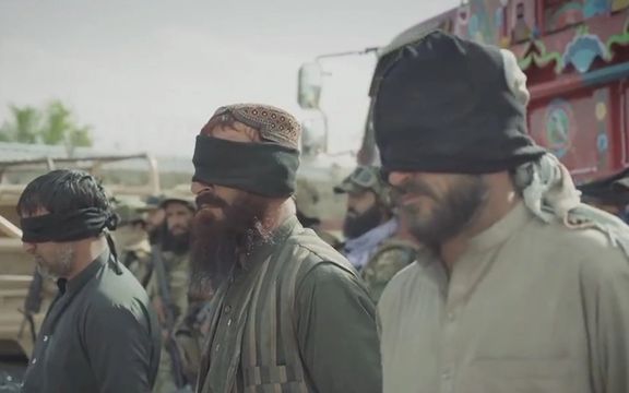 وزارت داخله طالبان از بازداشت سه نفر به اتهام قاچاق سلاح به پاکستان خبر داد