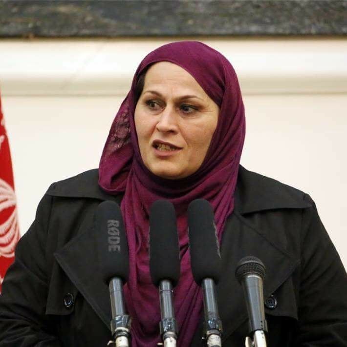 نماینده سابق پارلمان از کانادا خواست زمینه ادغام خانواده‌های پناهجویان افغان را فراهم کند