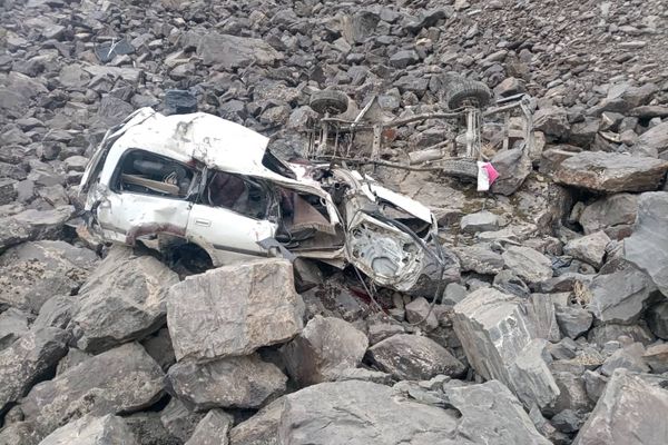 په بدخشان او خوست کې د ټرافیکي پېښو له امله پنځه کسان مړه شوي