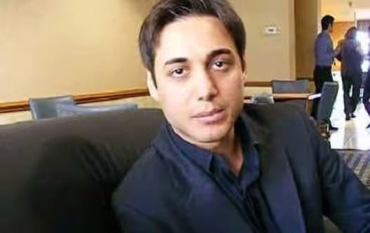 یک روزنامه‌نگار ایرانی در اعتراض به «دیکتاتوری خامنه‌ای و شرکایش» به زندگی‌اش پایان داد