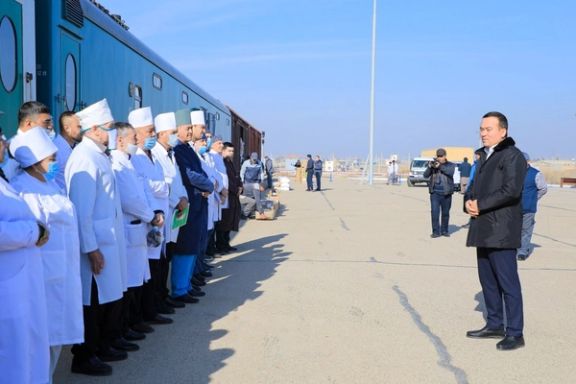 پزشکان زن و مرد اوزبیکستان وارد بلخ شدند