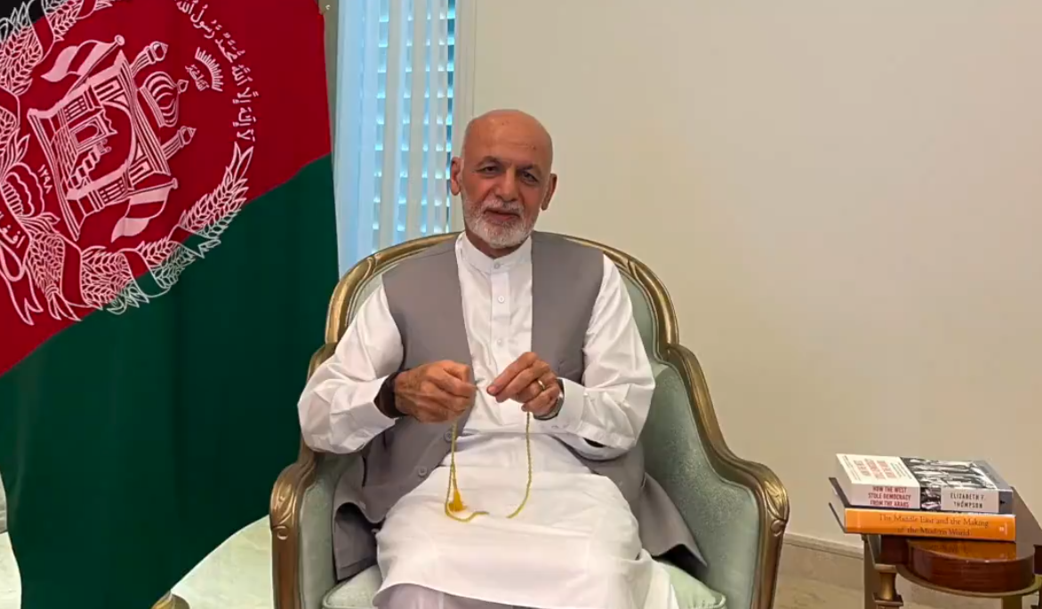 غنی: تنش بر سر واژه‌های چون دانشگاه و پوهنتون را حل کردم اما رسانه‌ها بازهم جنجال آفریدند