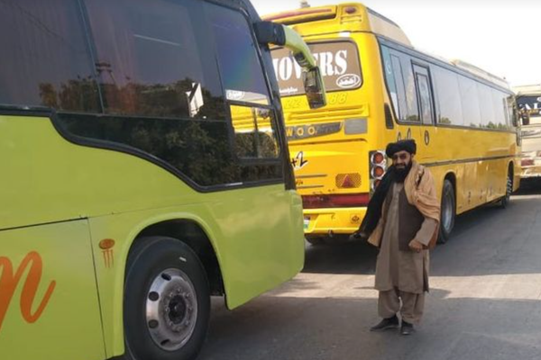 Over 300 Afghans Released from Pakistani Prisons, Says Taliban