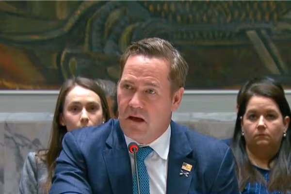 نماینده امریکا: افغانستان با بازگشت طالبان سالهای دردآوری را تجربه کرده است