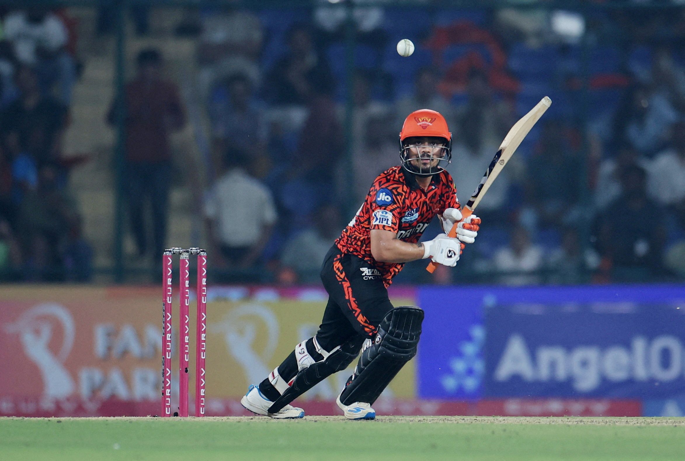 تنش بین داکا و دهلی‌نو به کریکت رسید؛ پخش مسابقات لیگ برتر هندوستان در بنگلادیش ممنوع شد