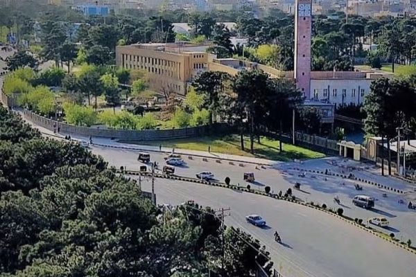 طالبانو په هرات کې د دویمې پرلهپسې شپې لپاره د انټرنېټ خدمتونه بند کړي دي