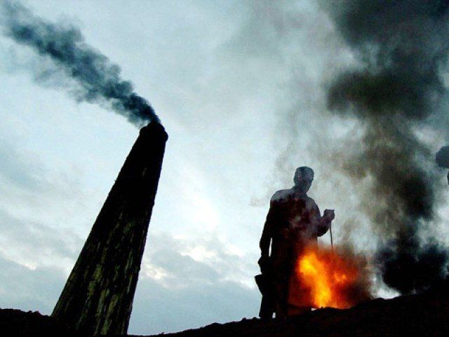 مقامات طالبان برای کاهش آلودگی هوای کابل به مردم توصیه کردند