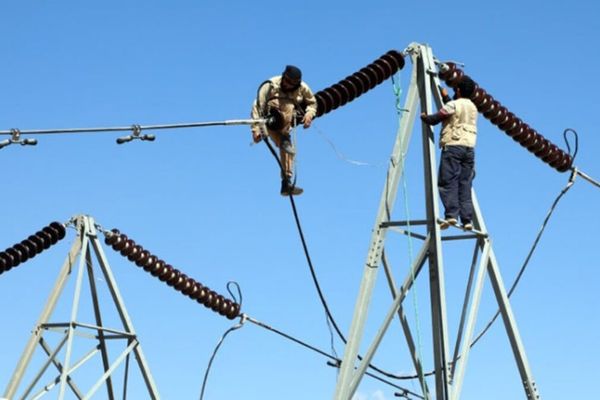 د برېښنا شرکت: د ازبکستان د وارداتي برېښنا مزي بېرته ونښلول شول