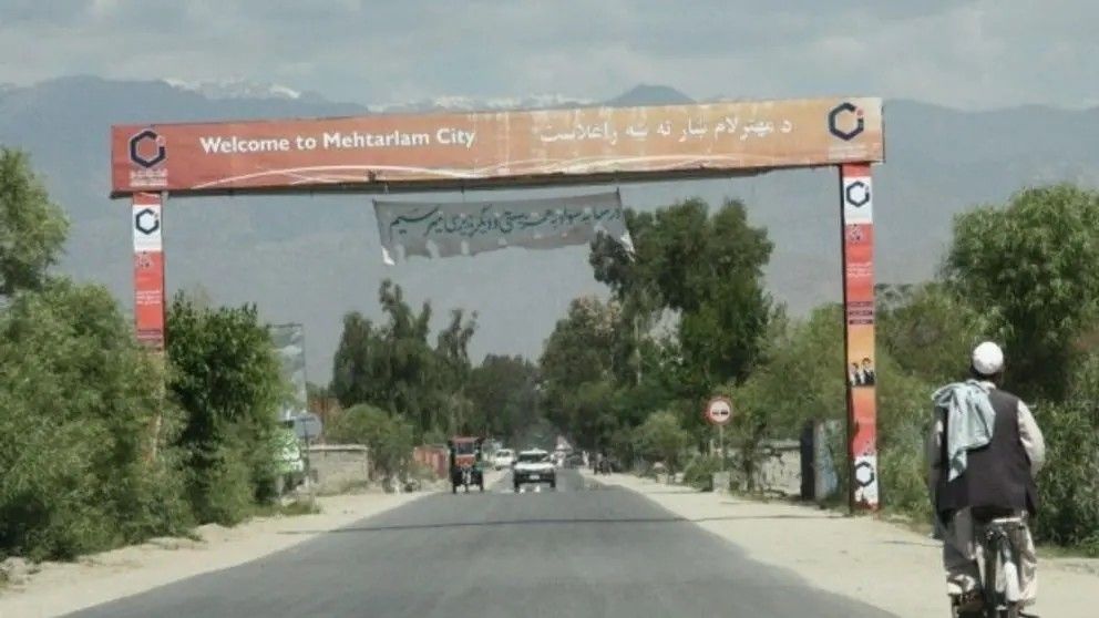 یک دختر در ولایت لغمان در تصادف با موتر طالبان کشته شد