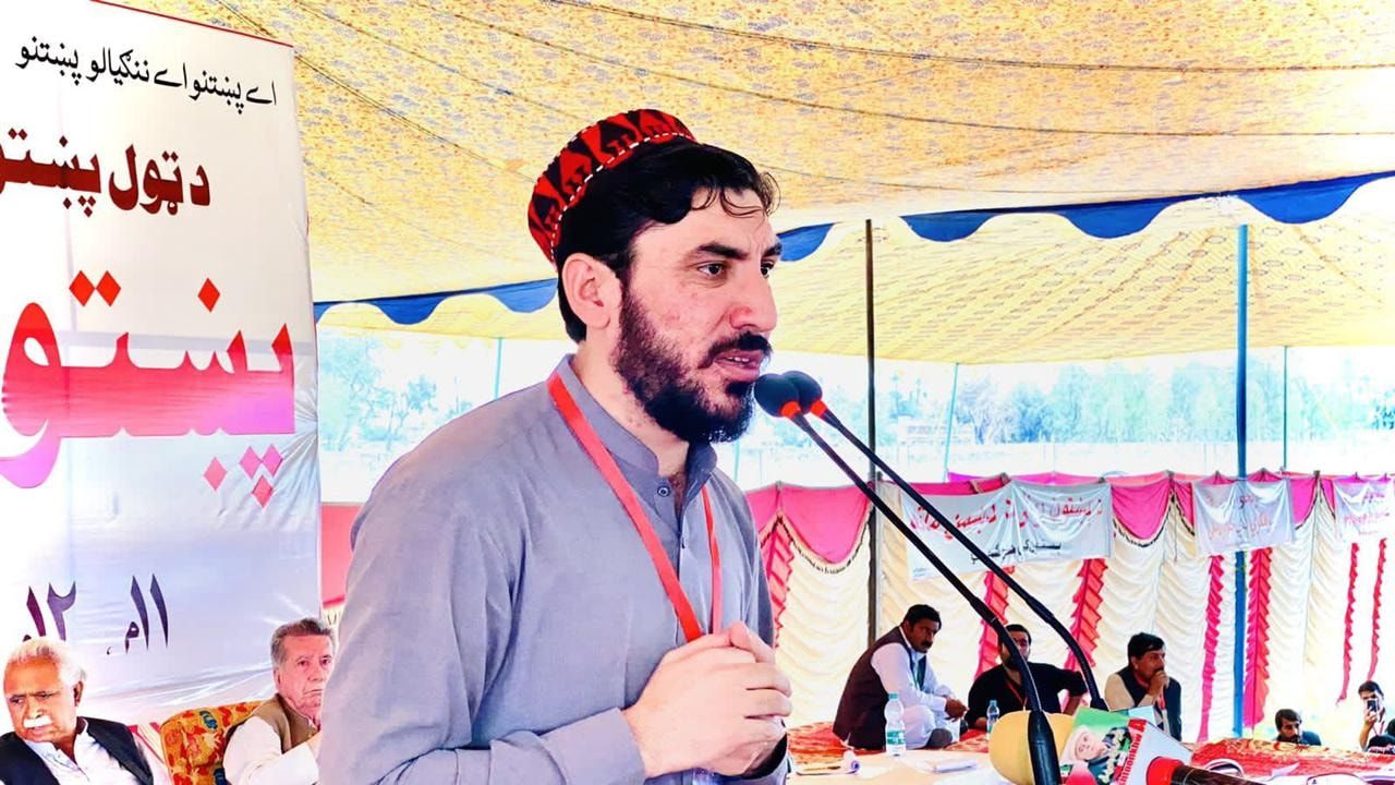 منظور پښتین: د مطیع الله ویسا نیول جبر او ظلم دی باید ژر تر ژره له بنده خوشی شي