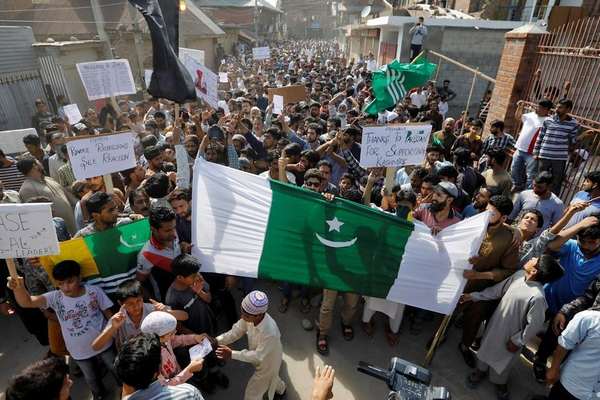 Azad Kashmir: Protest Movement Stalls as Dispute Over Refugee Seats Deepens