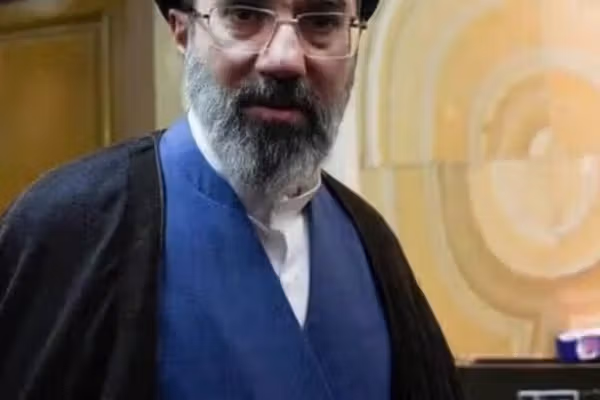 فاکسنیوز: مجتبی خامنهيي په منځني ختیځ کې د امریکا پر وړاندې د یوې ټلوالې جوړولو هڅه کوي