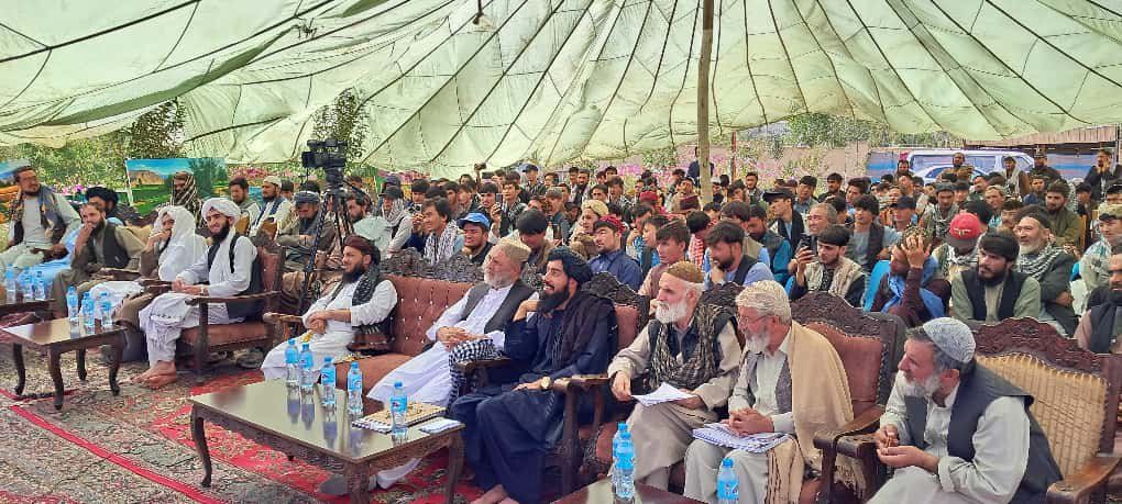 طالبان از ۸۰۰ نفر در بامیان درباره فرمان‌های هبت‌الله امتحان گرفت