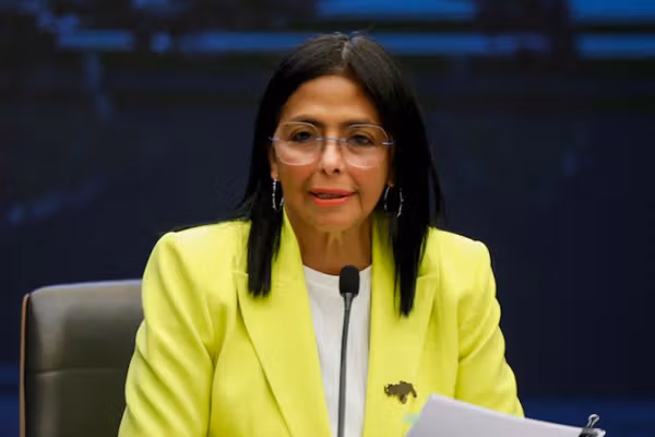 رئیسجمهور موقت ونزوئلا قانون اصلاحات نفت این کشور را امضاء کرد