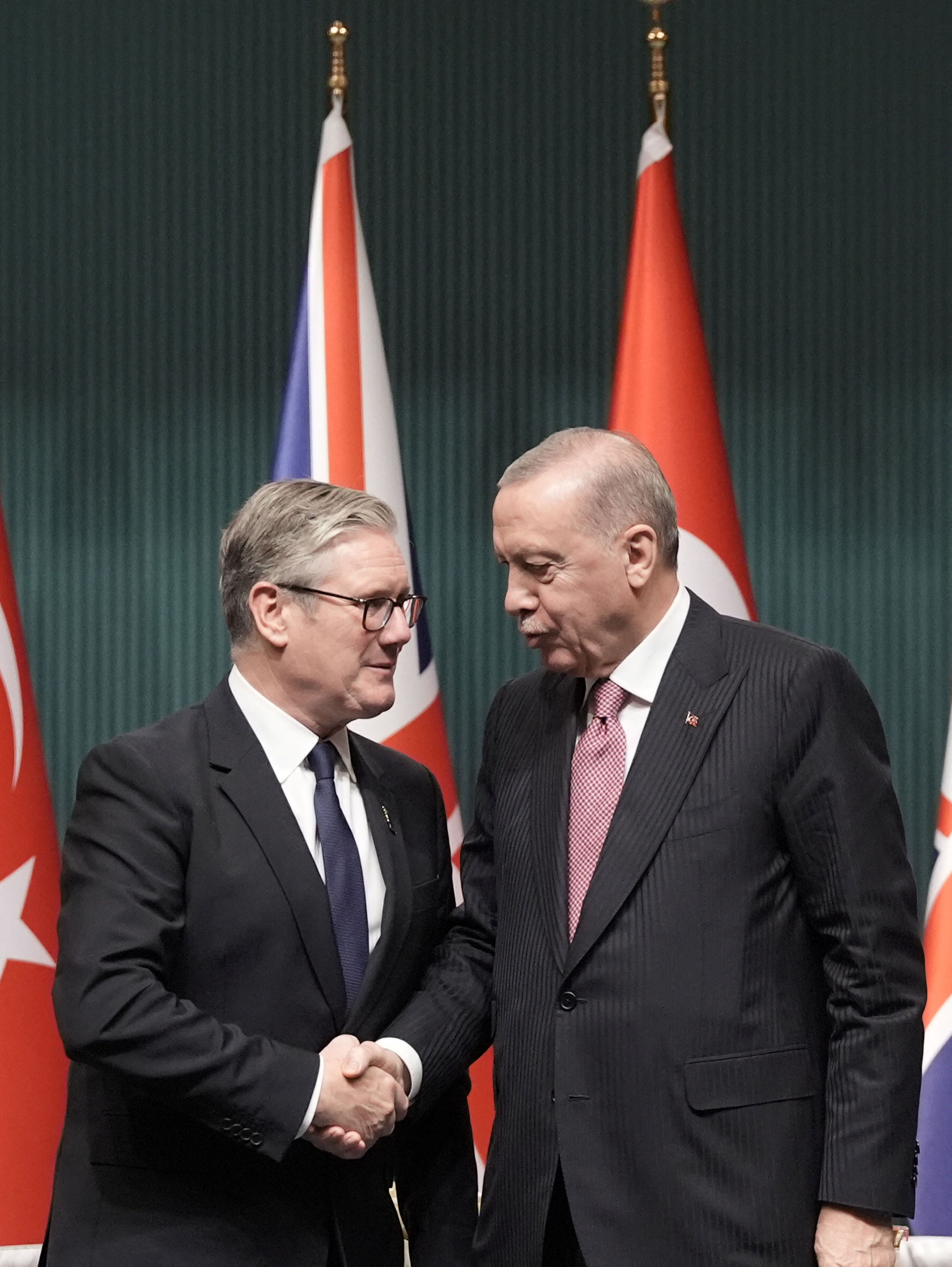 ترکیه با ۱۰ میلیارد دالر ۲۰ جنگنده یوروفایتر تایفون از بریتانیا خریداری می‌کند