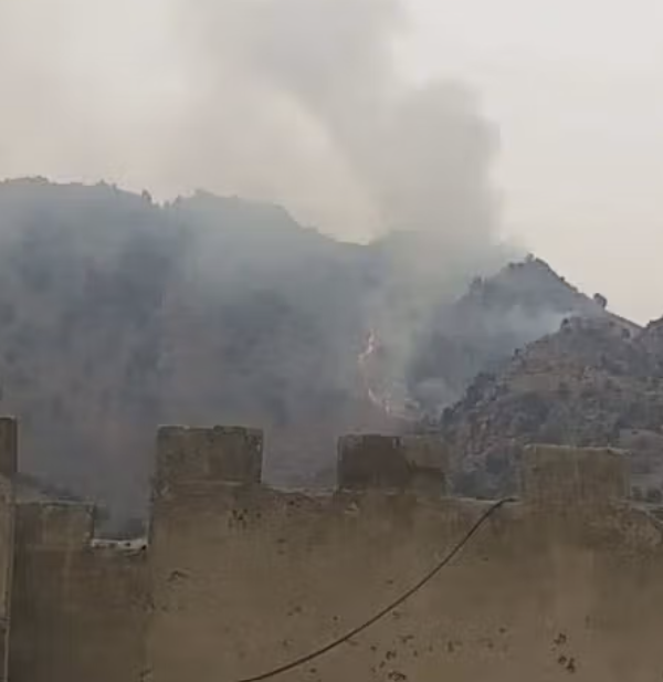 اشتباكات حدودية بين طالبان وباكستان .. إسلام آباد تهدد برد "فوري وشديد"