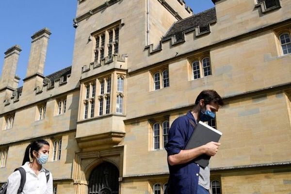 متحده عربي امارات په بریتانیا کې د خپلو زدهکړیالانو لپاره د زدهکړې بودجه محدوده کړې