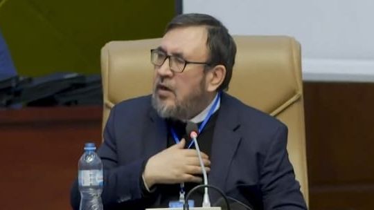 محمدامین احمدی: بدون سکولاریسم نمیتوان به فرصتهای برابر و خودانکشافی دست پیدا کرد