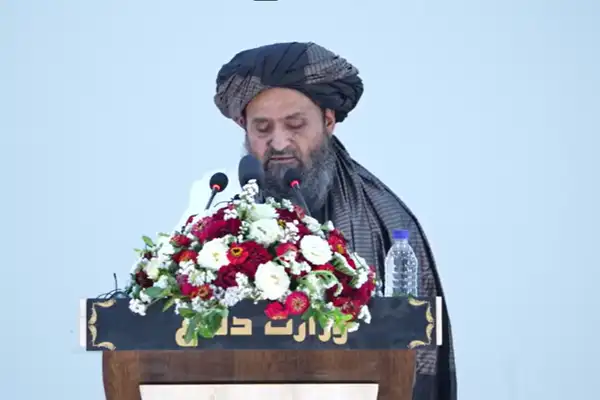ملا عبدالغني برادر: نړۍ دې له طالبانو سره رسمي سیاسي تعامل ته زمینه برابره کړي