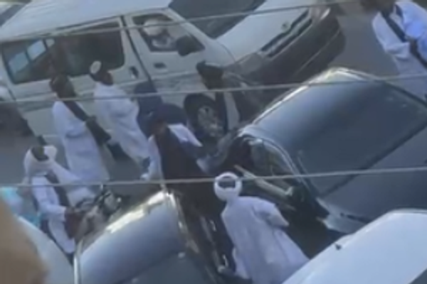 طالبان تبدأ حملة واسعة لاعتقال النساء في هرات بسبب الحجاب
