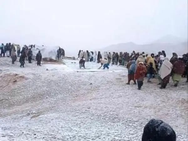 اداره هواشناسی طالبان از احتمال بارش نسبتا شدید برف و باران در ١١ ولایت افغانستان خبر داد