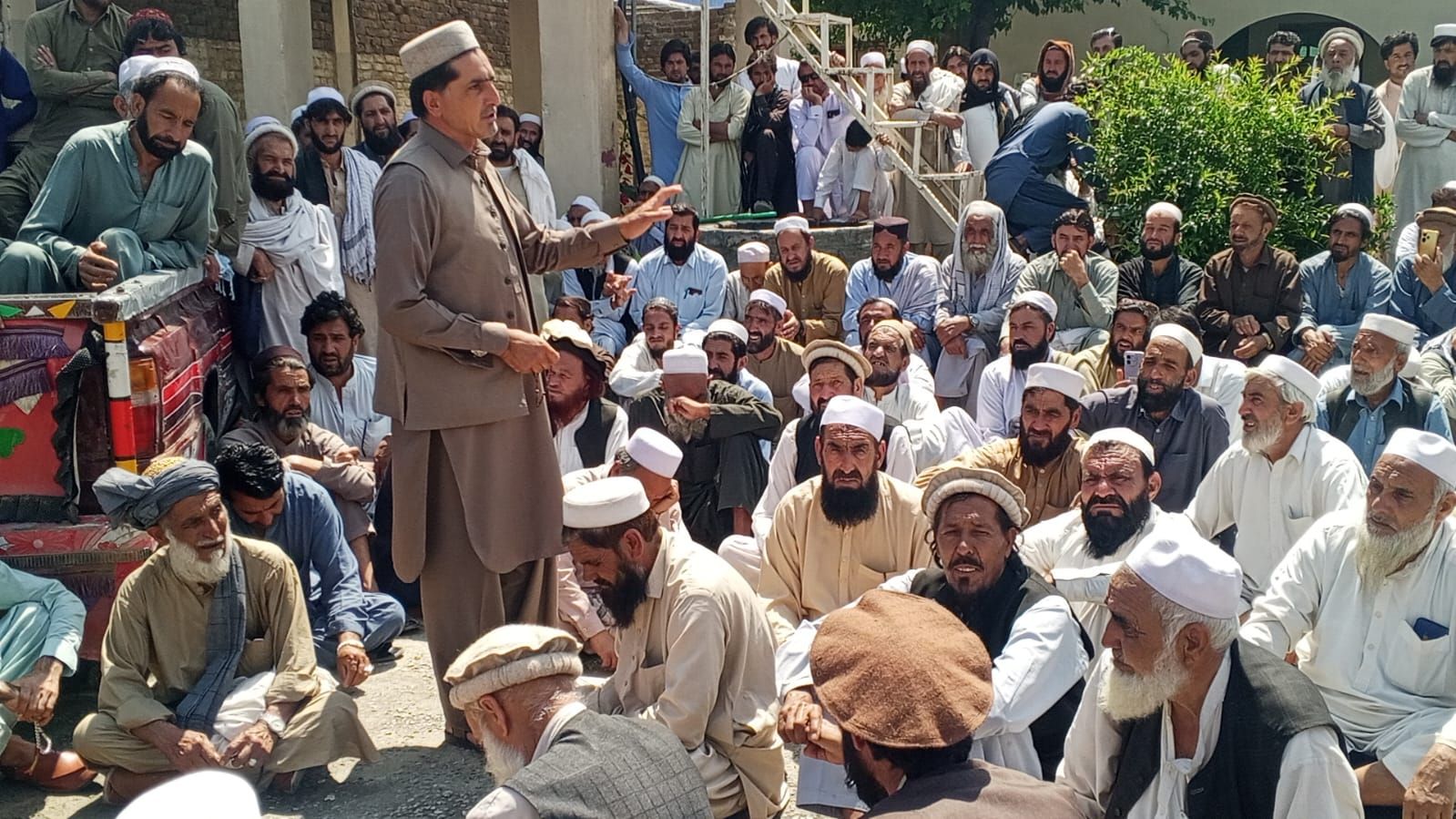  د خیبر پښتونخوا د تیرا بې ځایه شوي لا هم خپلو سیمو ته د ستنېدو په تمه دي