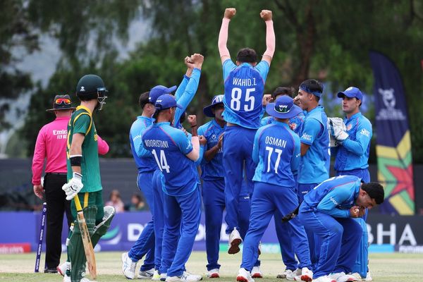 آغاز طوفانی افغانستان با درخشش عزیرالله نیازی در جام جهانی کریکت زیر ١٩سال ۲۰۲۶