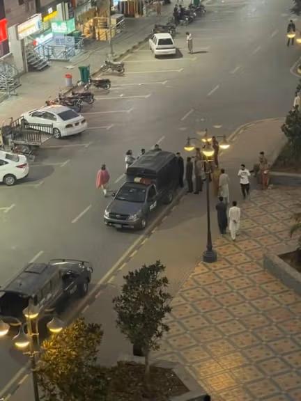 پاکستاني پولیسو د کورونو ۱۶ مالکان او ۱۶۳ افغانان نیولي دي